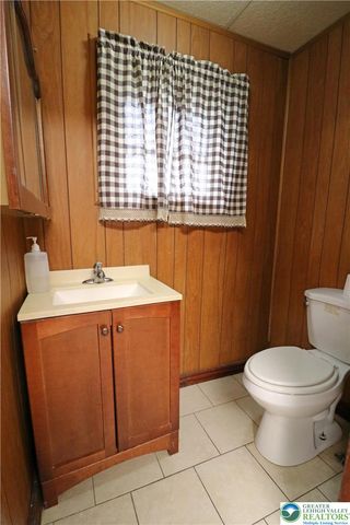 205 Madison Avenue, Nazareth Boro, PA 18064