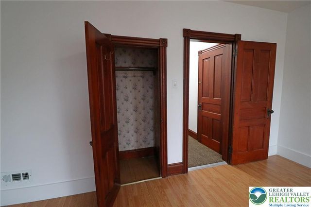205 Madison Avenue, Nazareth Boro, PA 18064