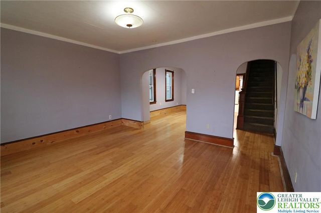 205 Madison Avenue, Nazareth Boro, PA 18064