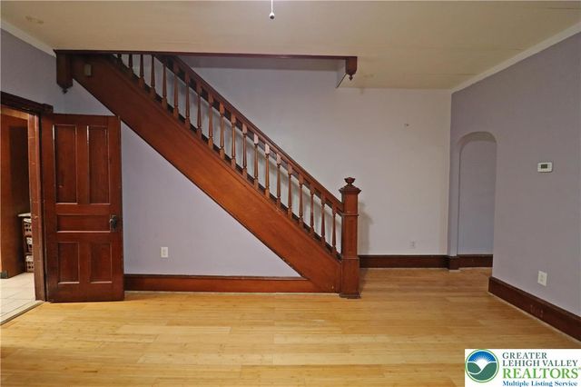 205 Madison Avenue, Nazareth Boro, PA 18064