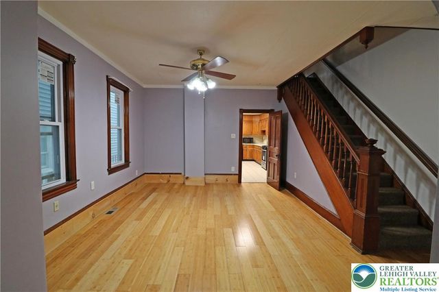 205 Madison Avenue, Nazareth Boro, PA 18064