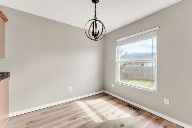 912 Wesley Avenue, Nixa, MO 65714