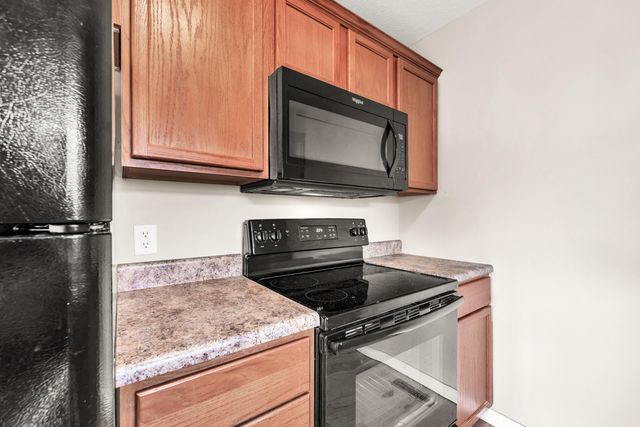 912 Wesley Avenue, Nixa, MO 65714