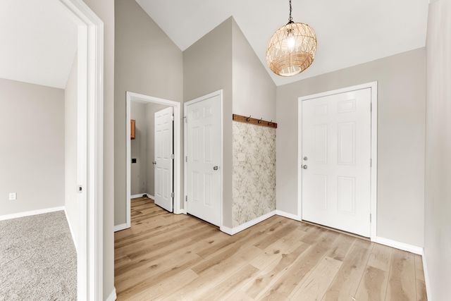 912 Wesley Avenue, Nixa, MO 65714