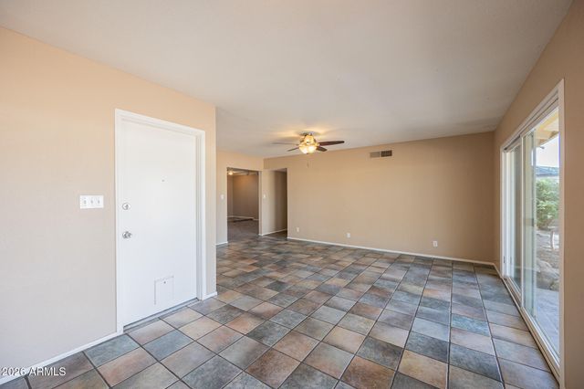2812 S COTTONWOOD Drive, Tempe, AZ 85282