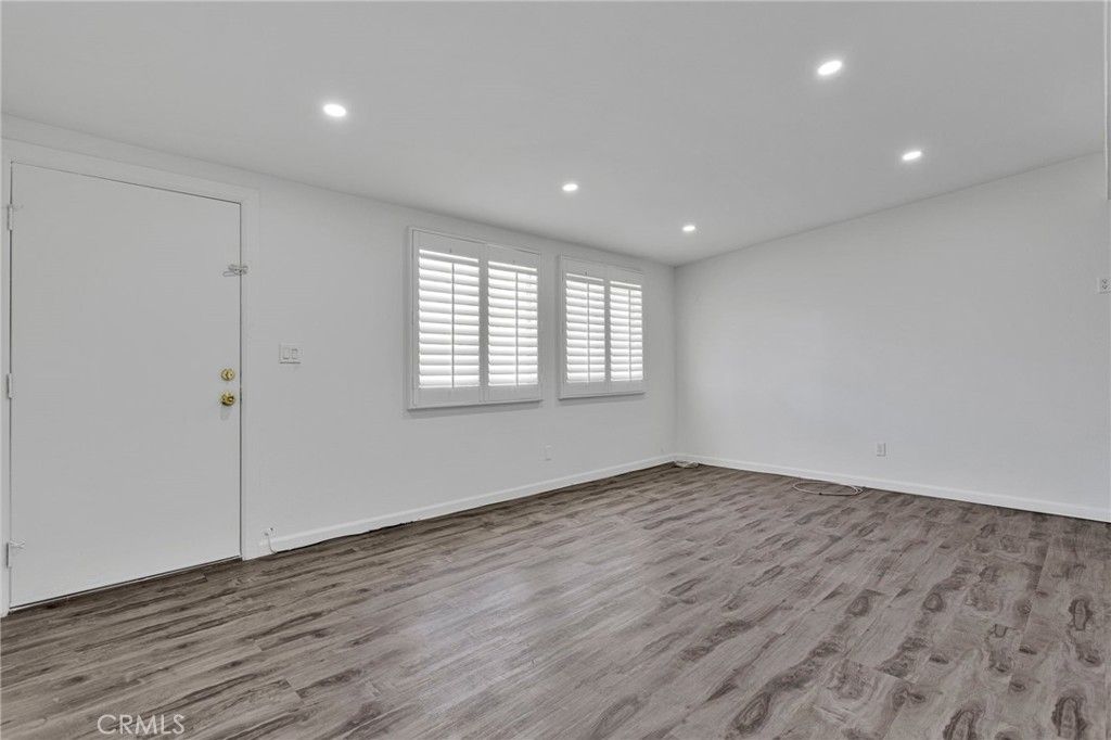 Image 15 of property listing at 16396 Yucca Street, Hesperia, CA 92345