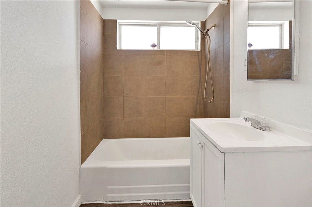 Image 25 of property listing at 16396 Yucca Street, Hesperia, CA 92345