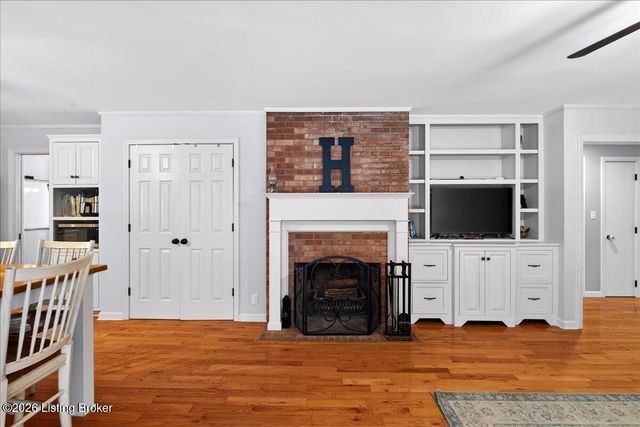 93 Beechwood Ave, Shelbyville, KY 40065