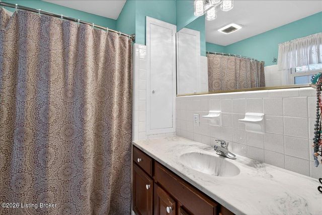 93 Beechwood Ave, Shelbyville, KY 40065