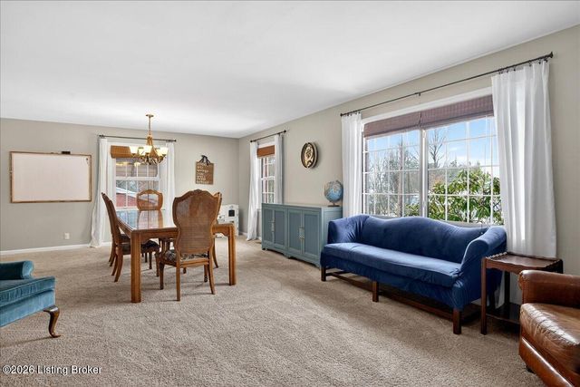 93 Beechwood Ave, Shelbyville, KY 40065