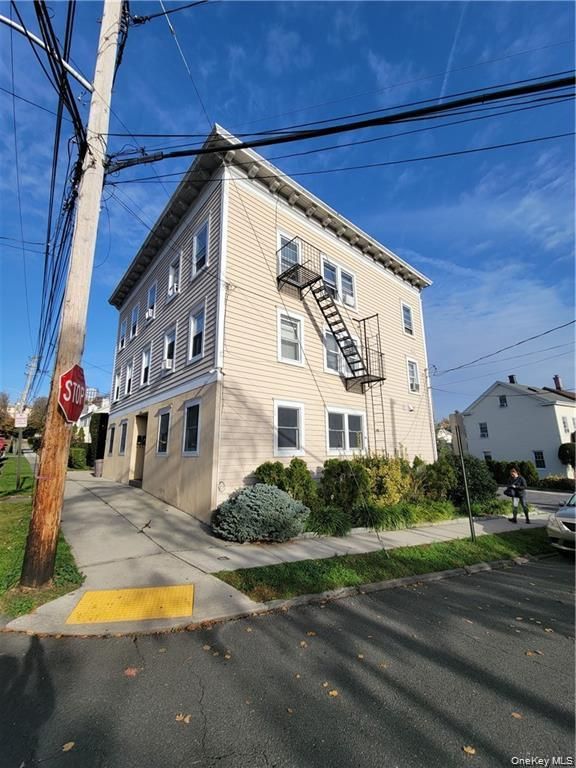 130 Locust Avenue 1, New Rochelle, NY 10805