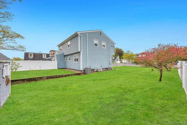 25 Gould Road, Centereach, NY 11720