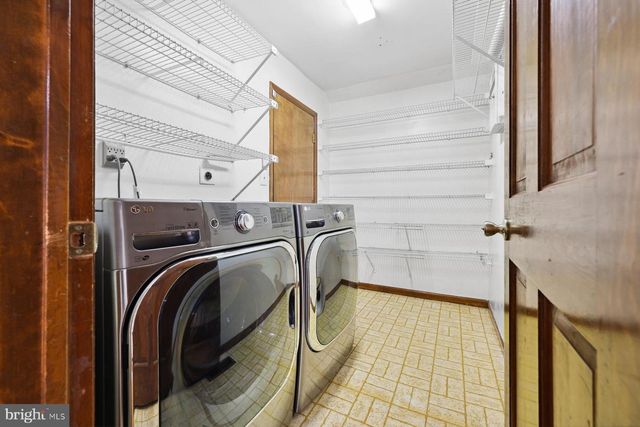 153 THOREAU DR, Plainsboro, NJ 08536