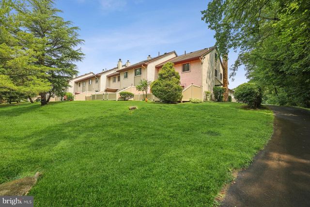 153 THOREAU DR, Plainsboro, NJ 08536