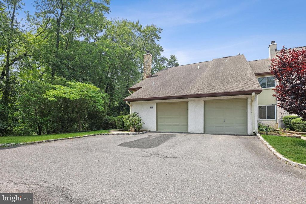 153 THOREAU DR, Plainsboro, NJ 08536