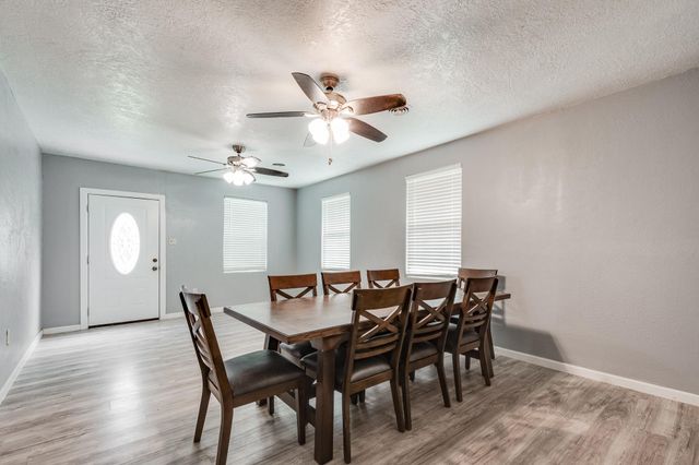 3201 Iowa Street, Baytown, TX 77520