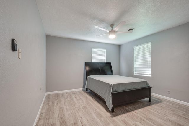 3201 Iowa Street, Baytown, TX 77520