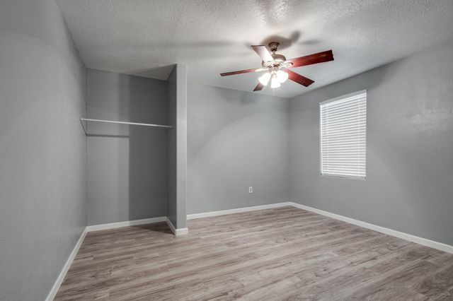 3201 Iowa Street, Baytown, TX 77520