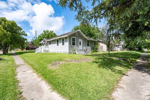 3201 Iowa Street, Baytown, TX 77520