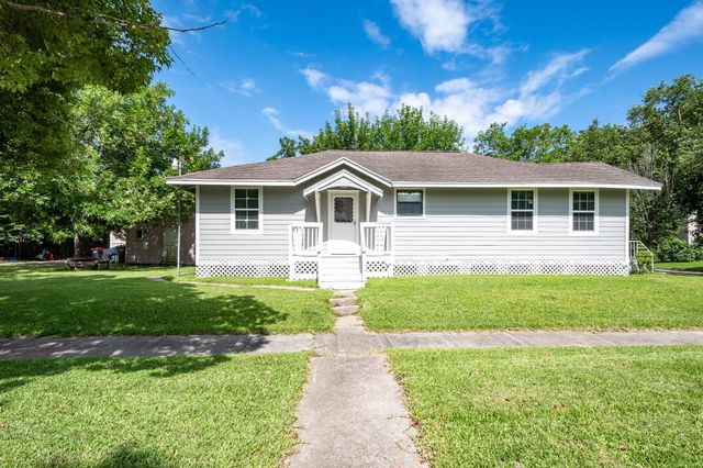 3201 Iowa Street, Baytown, TX 77520