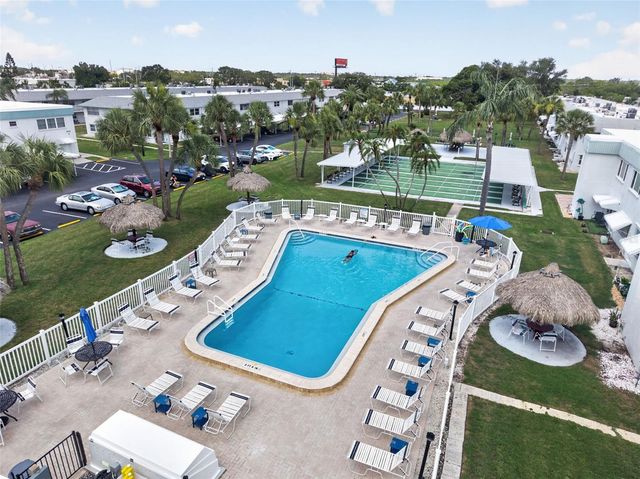 5357 81ST STREET N 12, St Petersburg, FL 33709