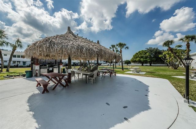 5357 81ST STREET N 12, St Petersburg, FL 33709