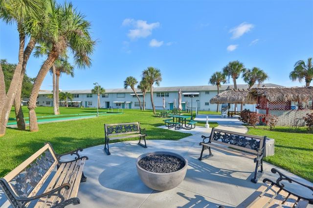 5357 81ST STREET N 12, St Petersburg, FL 33709