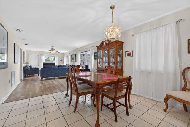5357 81ST STREET N 12, St Petersburg, FL 33709