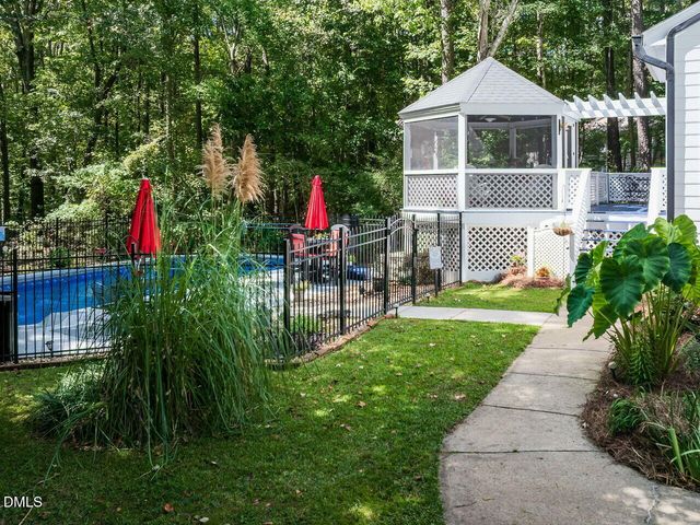4036 Ridgebrook Bluffs Drive, Raleigh, NC 27603