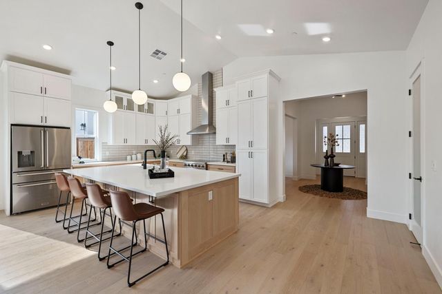 1510 Mission Ave, Carmichael, CA 95608