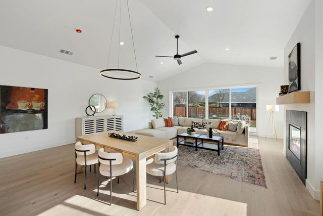 1510 Mission Ave, Carmichael, CA 95608