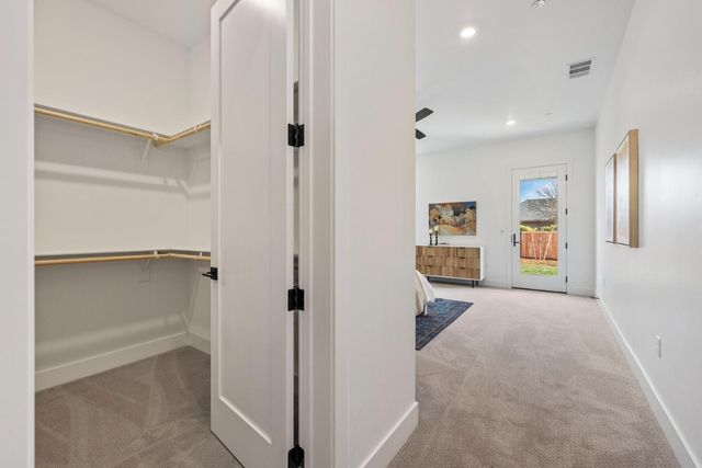 1510 Mission Ave, Carmichael, CA 95608