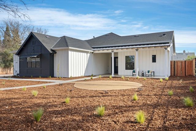 1510 Mission Ave, Carmichael, CA 95608