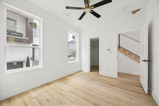 1034 W 17th Street A, Houston, TX 77008