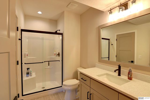 10114 Laramie Street, Papillion, NE 68046