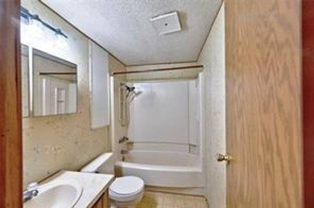 212 Chris Brent Drive, Livingston, TX 77351