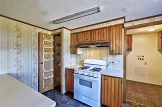 212 Chris Brent Drive, Livingston, TX 77351