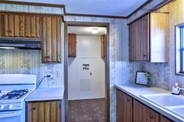 212 Chris Brent Drive, Livingston, TX 77351