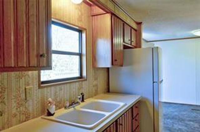 212 Chris Brent Drive, Livingston, TX 77351