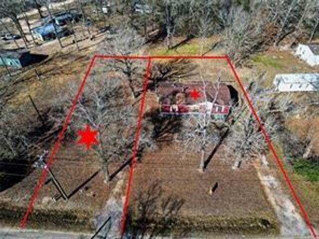 212 Chris Brent Drive, Livingston, TX 77351