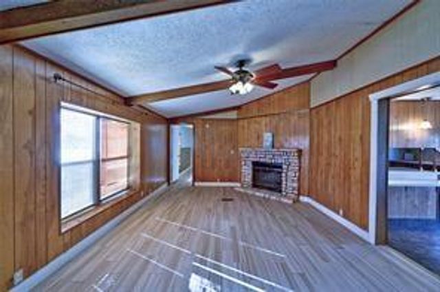 212 Chris Brent Drive, Livingston, TX 77351