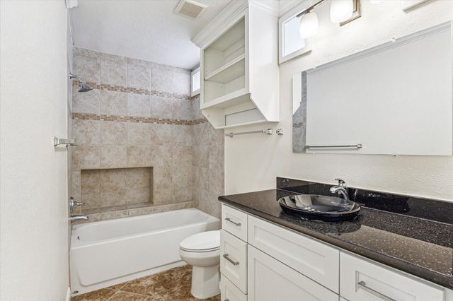 12124 Burdine Street, Houston, TX 77035