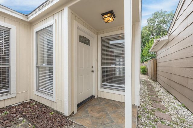 12124 Burdine Street, Houston, TX 77035