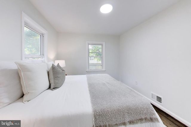 6214 ATWOOD ST, District Heights, MD 20747