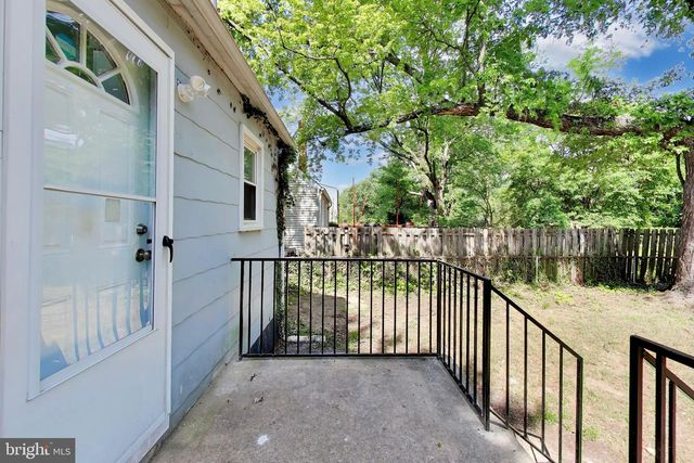 6214 ATWOOD ST, District Heights, MD 20747