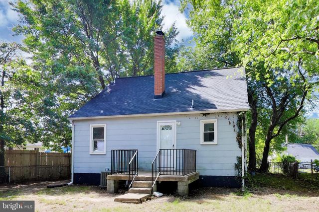 6214 ATWOOD ST, District Heights, MD 20747