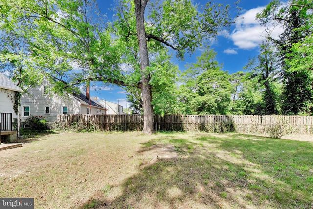 6214 ATWOOD ST, District Heights, MD 20747