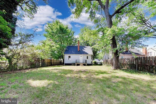 6214 ATWOOD ST, District Heights, MD 20747