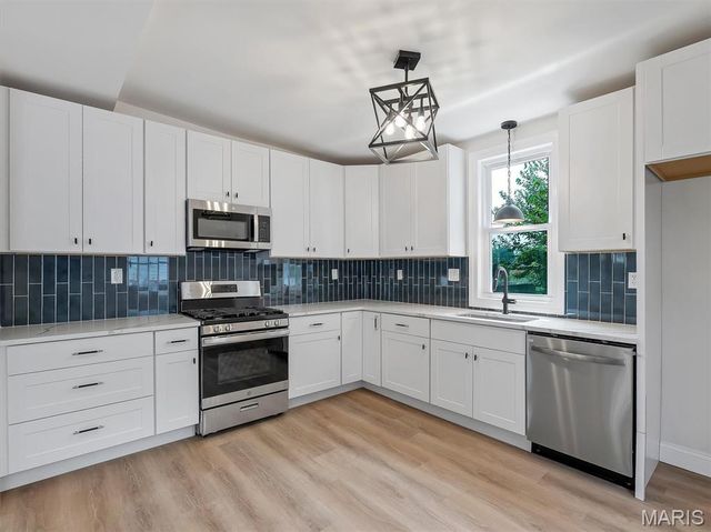 4126 Beethoven Avenue, St Louis, MO 63116