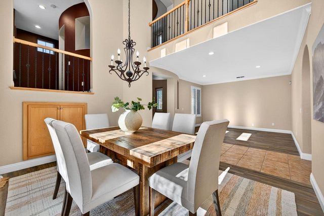 6832 Salvaterra Cir, Elk Grove, CA 95757